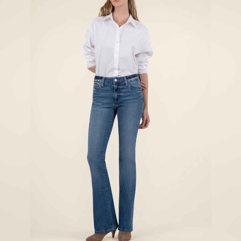 NWOT, Kurt from the Kluth “Natalie” Boot Cut Mid Rise Blue Jeans, Size 0